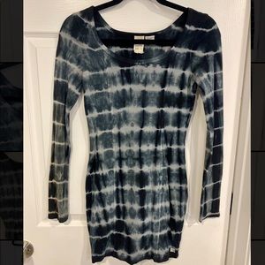 Billabong Long sleeve tie dye dress